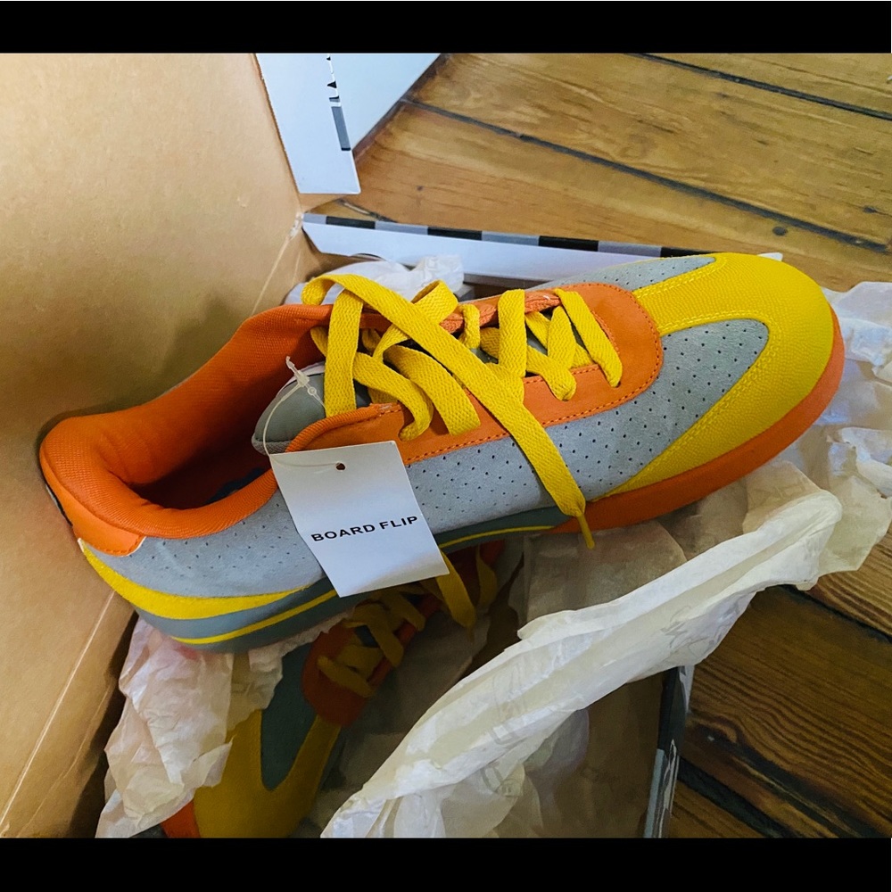 NIB Ice Cream Rare Board Flip Reebok Sneakers